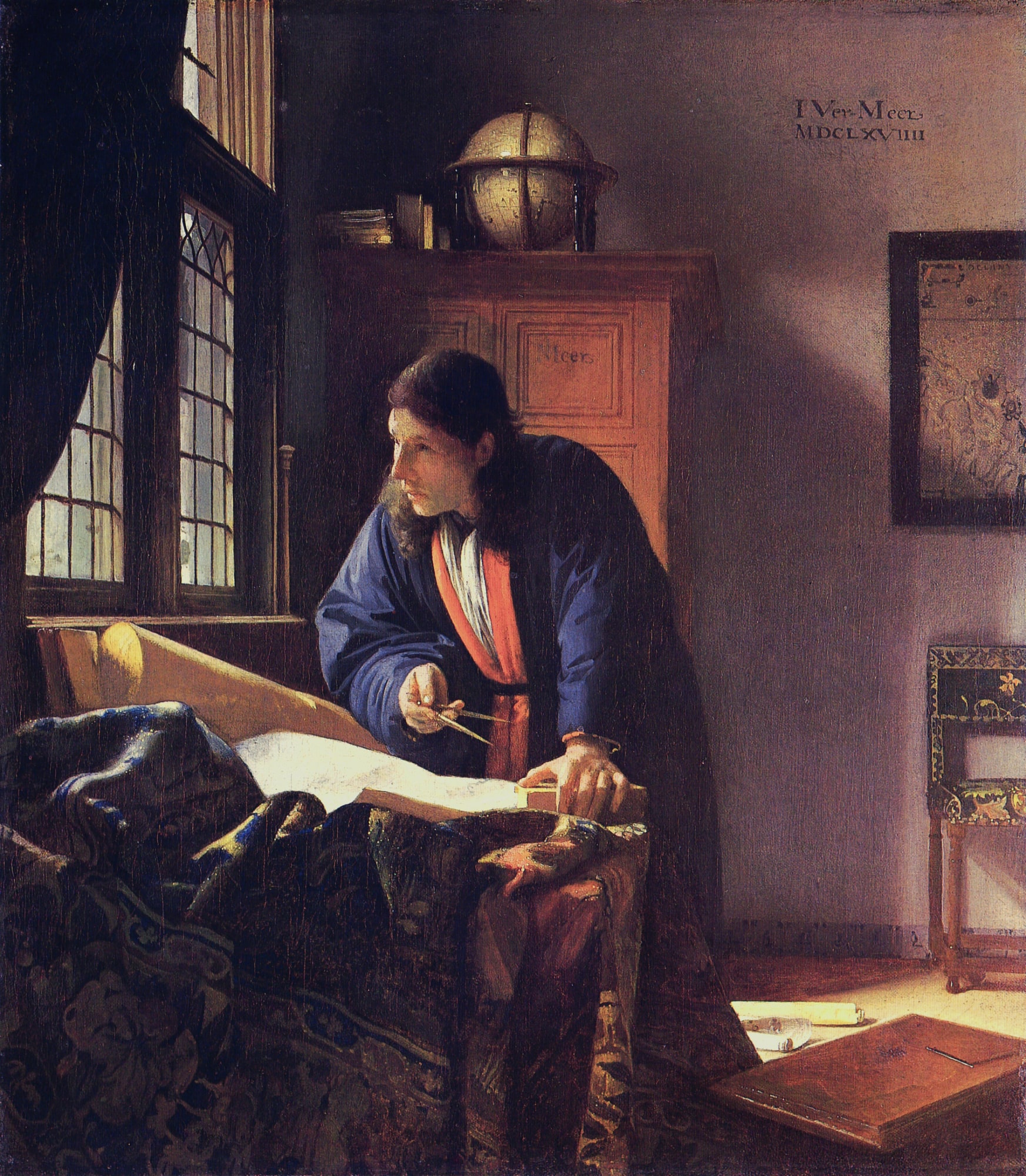 El geógrafo de Vermeer examina un mapa junto a una ventana, acompañado de un globo y varios instrumentos de medición.